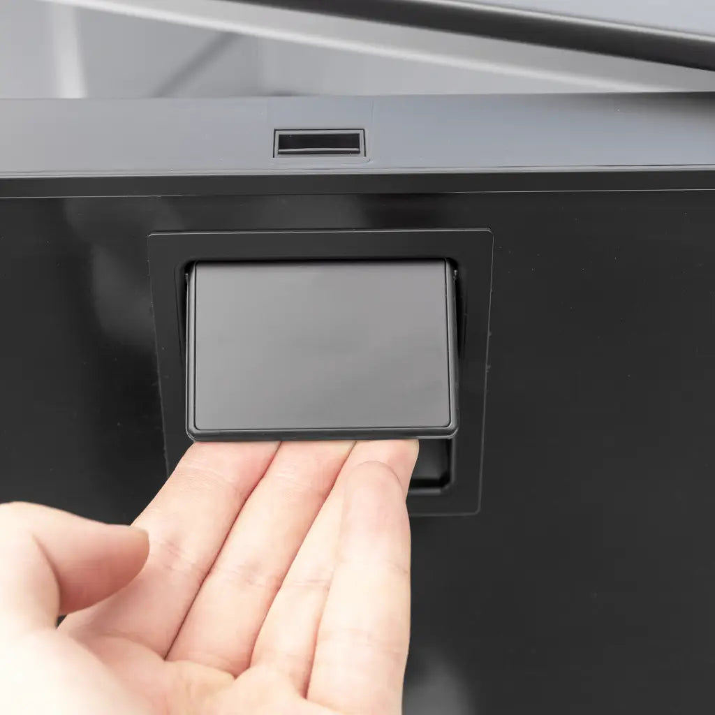 SMAD 12V travel fridge with recessed handle